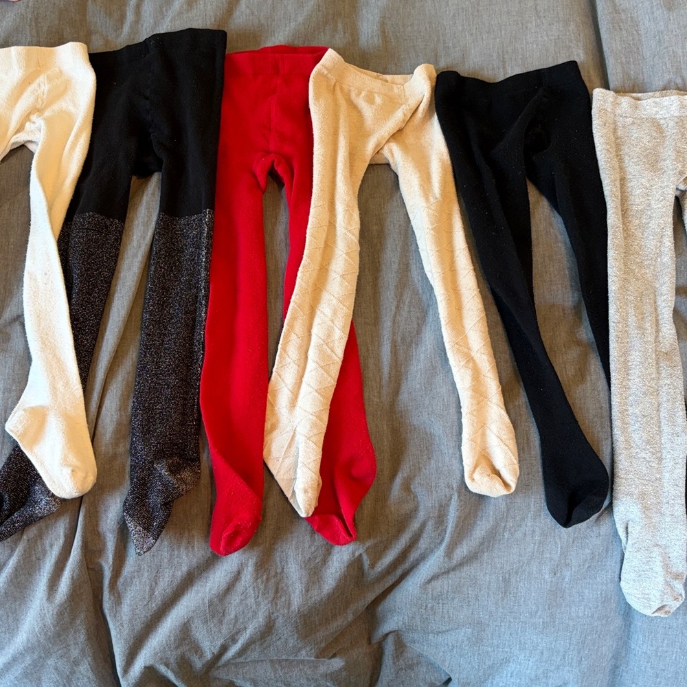Pack of 6- Girls size 4-6 knit tights.